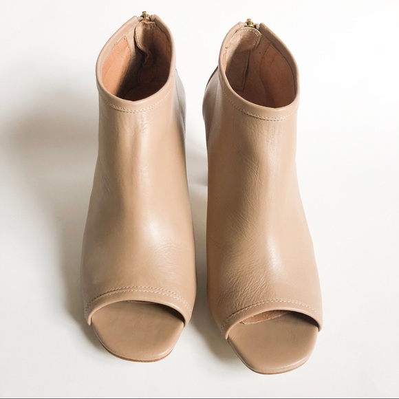 Open/peep toe booties - Picture 5 of 7